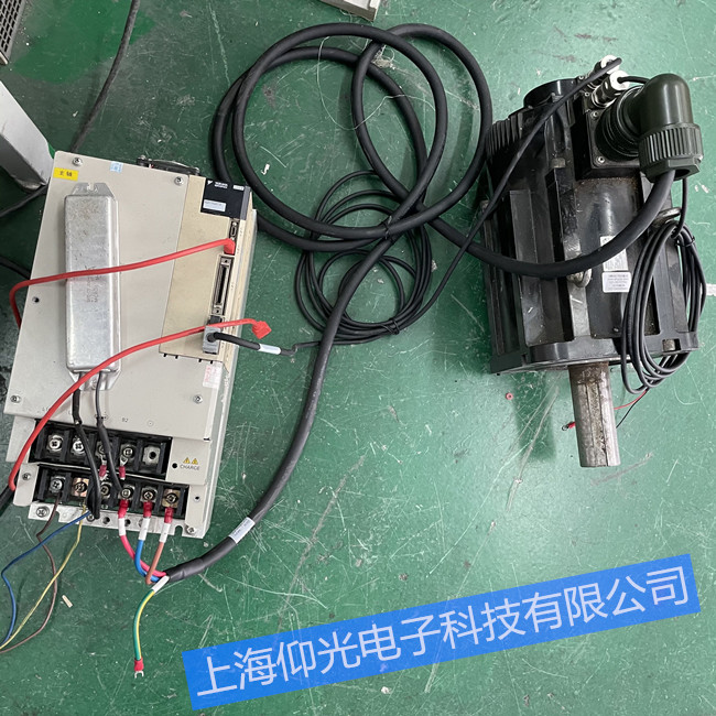 安川伺服電機維修過程SGM7J-08AFC6S燒線圈繞組修理保養