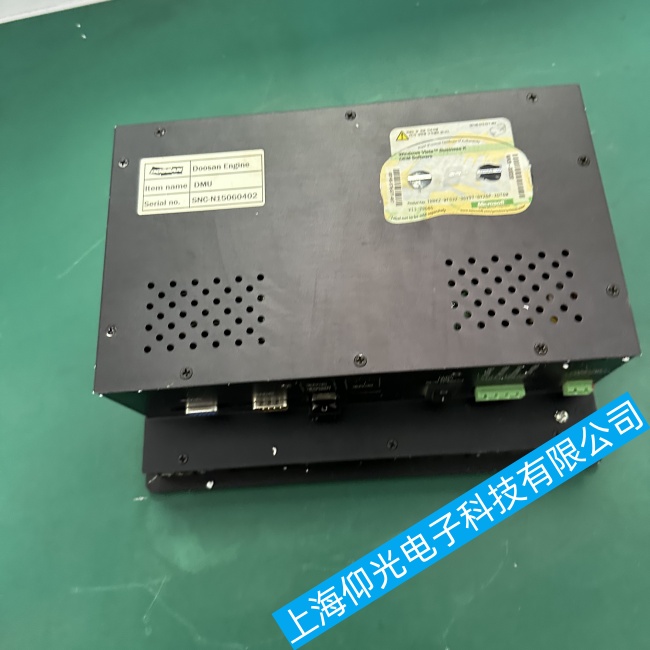 DOOSAN 斗山控制屏 SNC - N15060402個別區域無法觸摸故障維修技巧